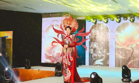 Doanh nhân Nguyễn Thị Yến đạt danh hiệu Người đẹp áo dài Hoa hậu Doanh nhân Thời đại 2023